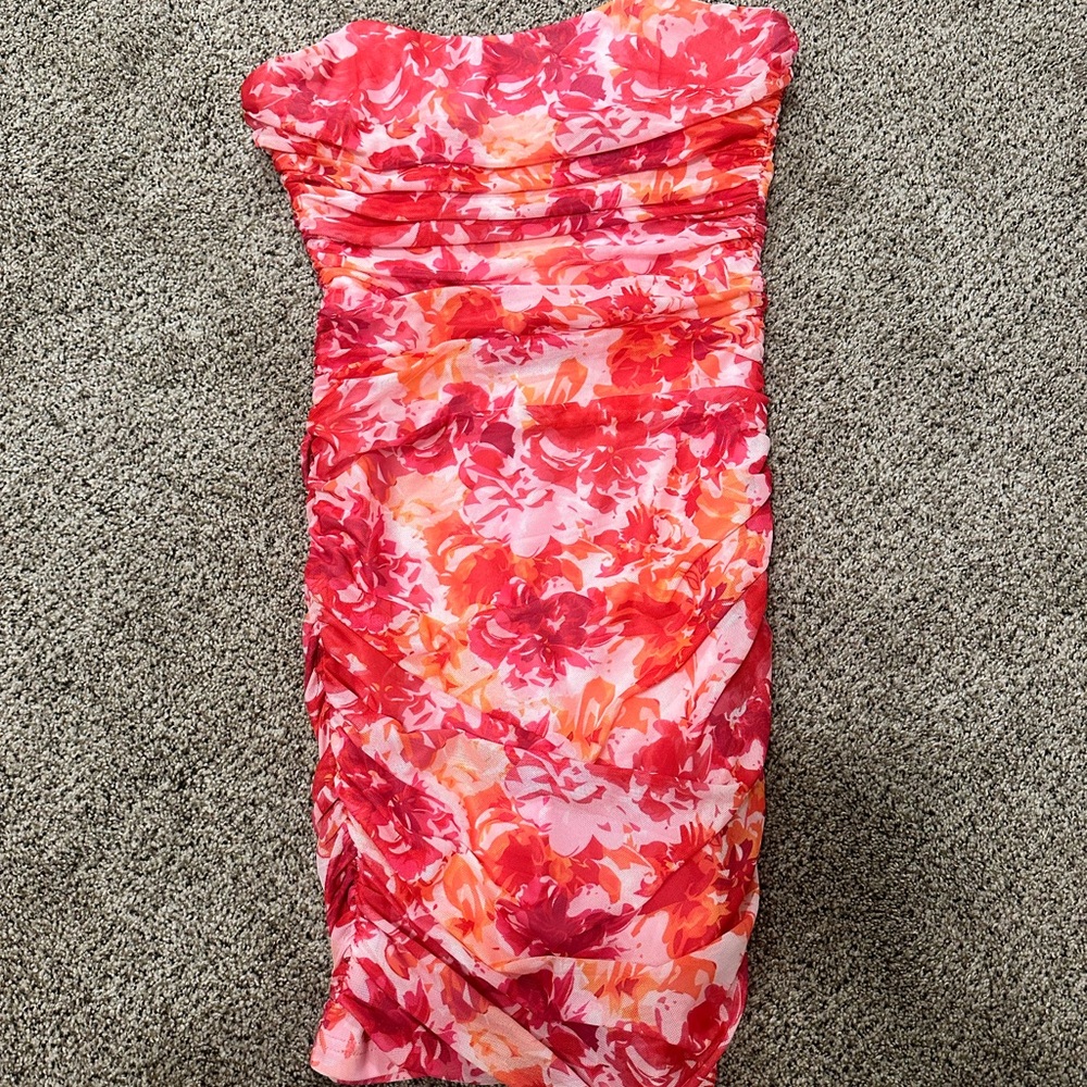 Selfie Leslie Strapless Dress - Pink and Orange Floral